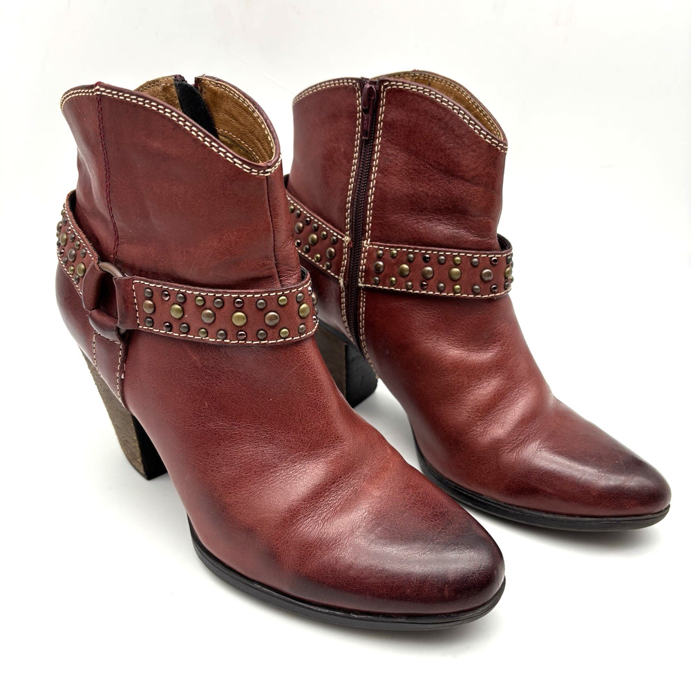 Sofft Brown Studded Leather Ankle Boots - Picture 3 of 16